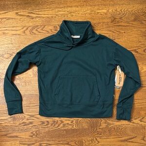 NWT BearPaw Women's Dark Green Cowl Neck Micro fleece Sweater